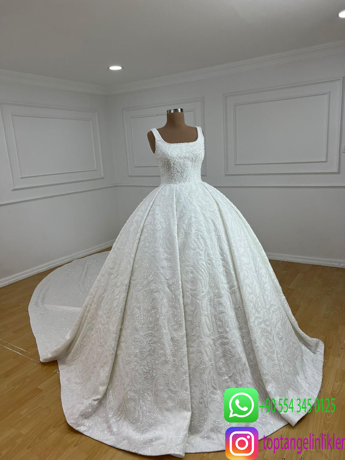 Detaylı_Resimler_İzmirGelinlikModellerinde